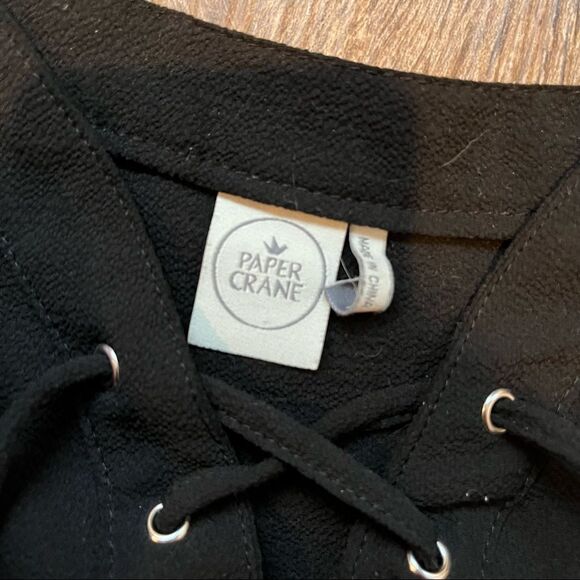 Paper Crane Adjustable Tank Top with Lace-up detailing - M - Picture 2 of 7